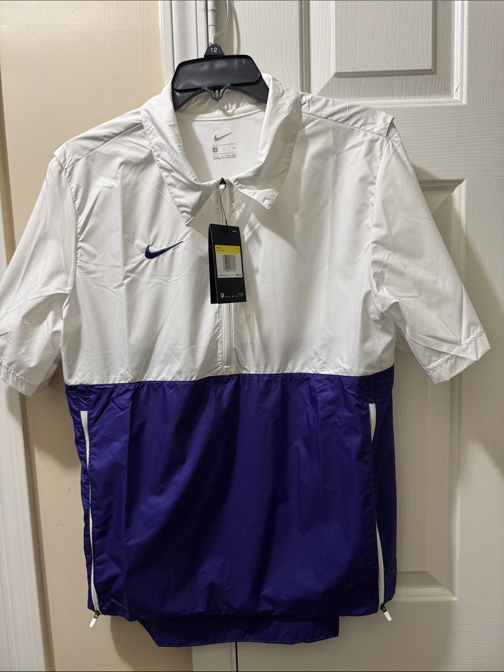 Nike Men’s Small White and Purple Half-Zip Windshirt